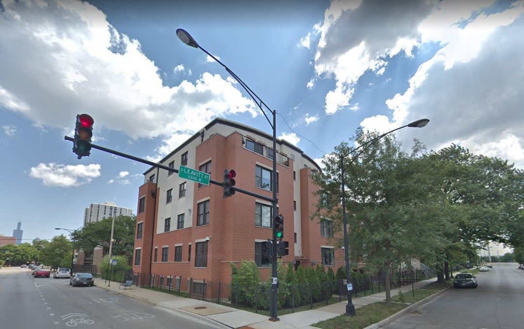 301 S Leavitt Street – photo 1