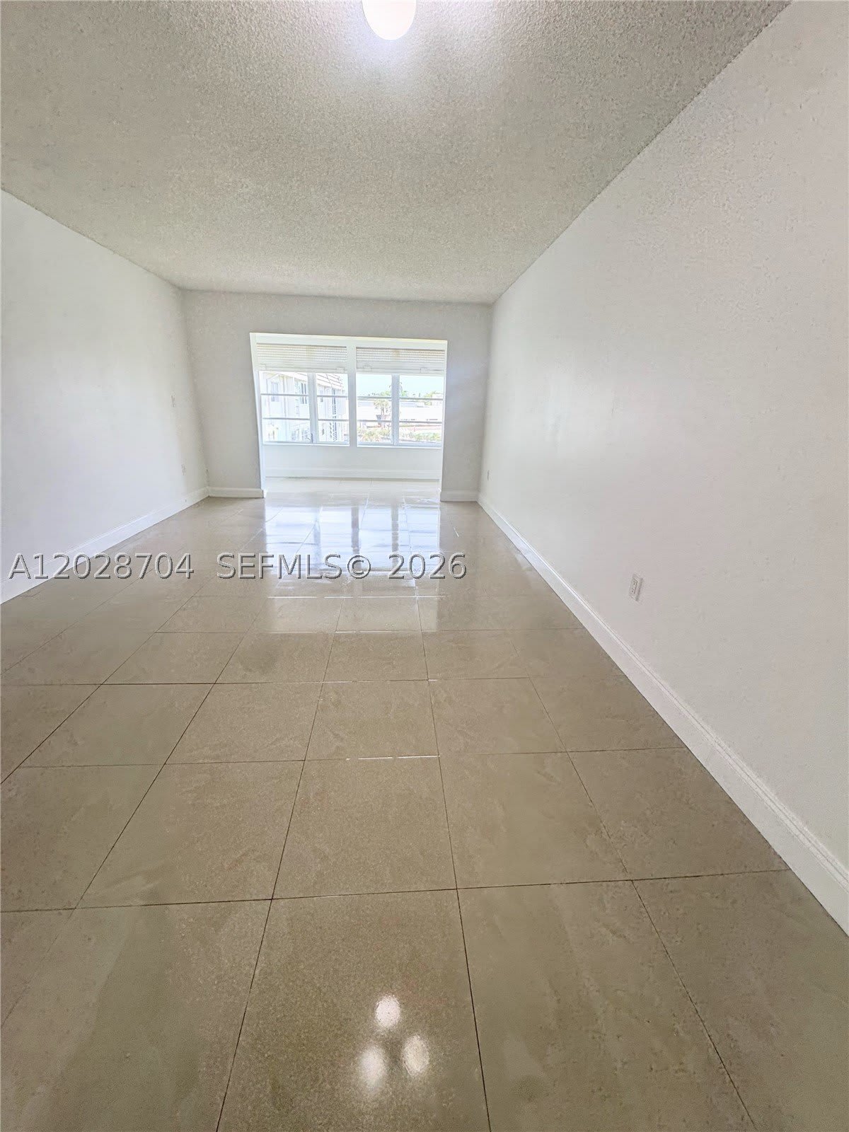 8110 Sunrise Lakes Blvd – photo 5