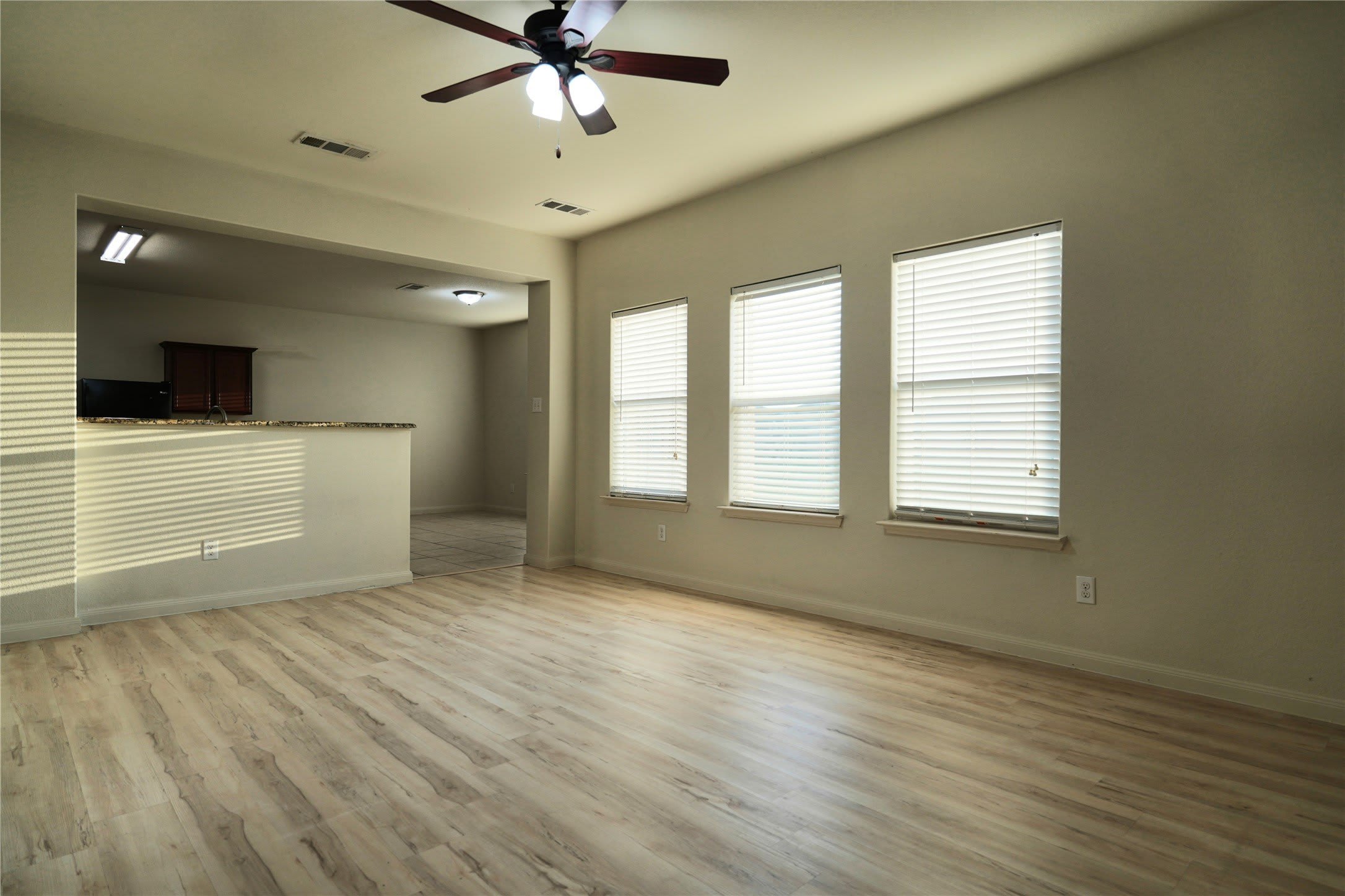 344 Magnolia Drive – photo 2