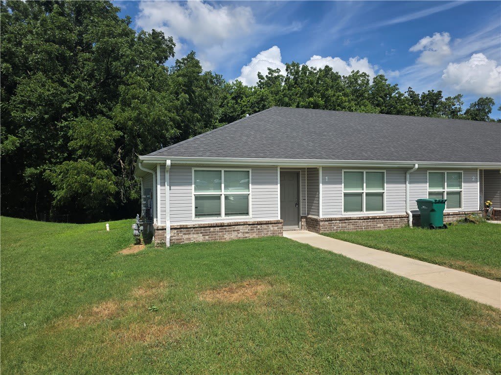 320 Westbrook Court – photo 1