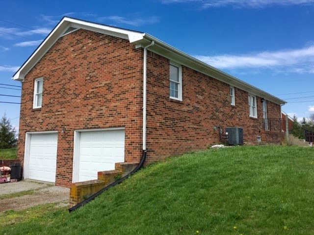 Country Living in Cropper! – photo 4