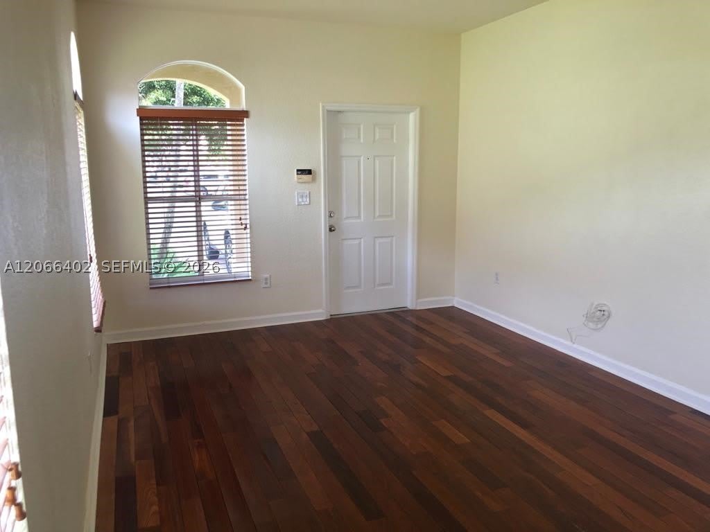 5598 NW 113th Ave – photo 3