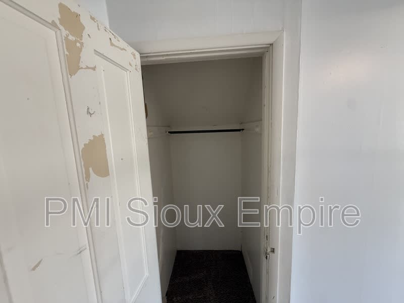 734 W 10th – photo 5