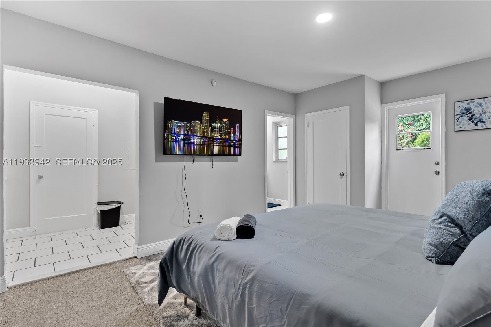 427 NE 107th St – photo 3