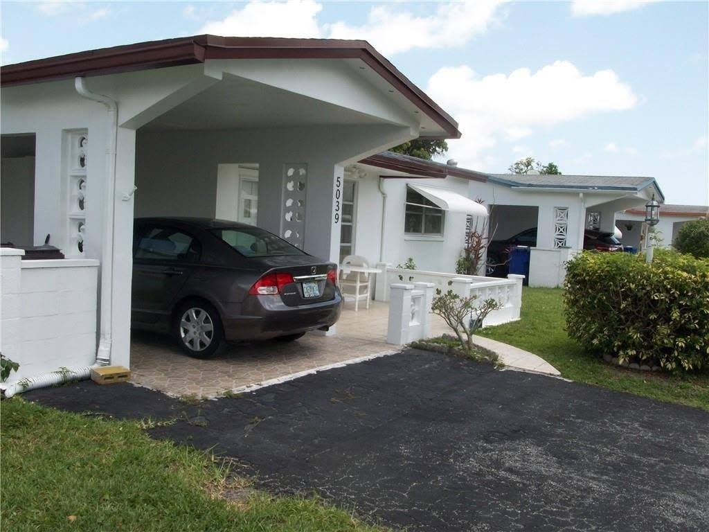 5039 NW 42 Street – photo 3