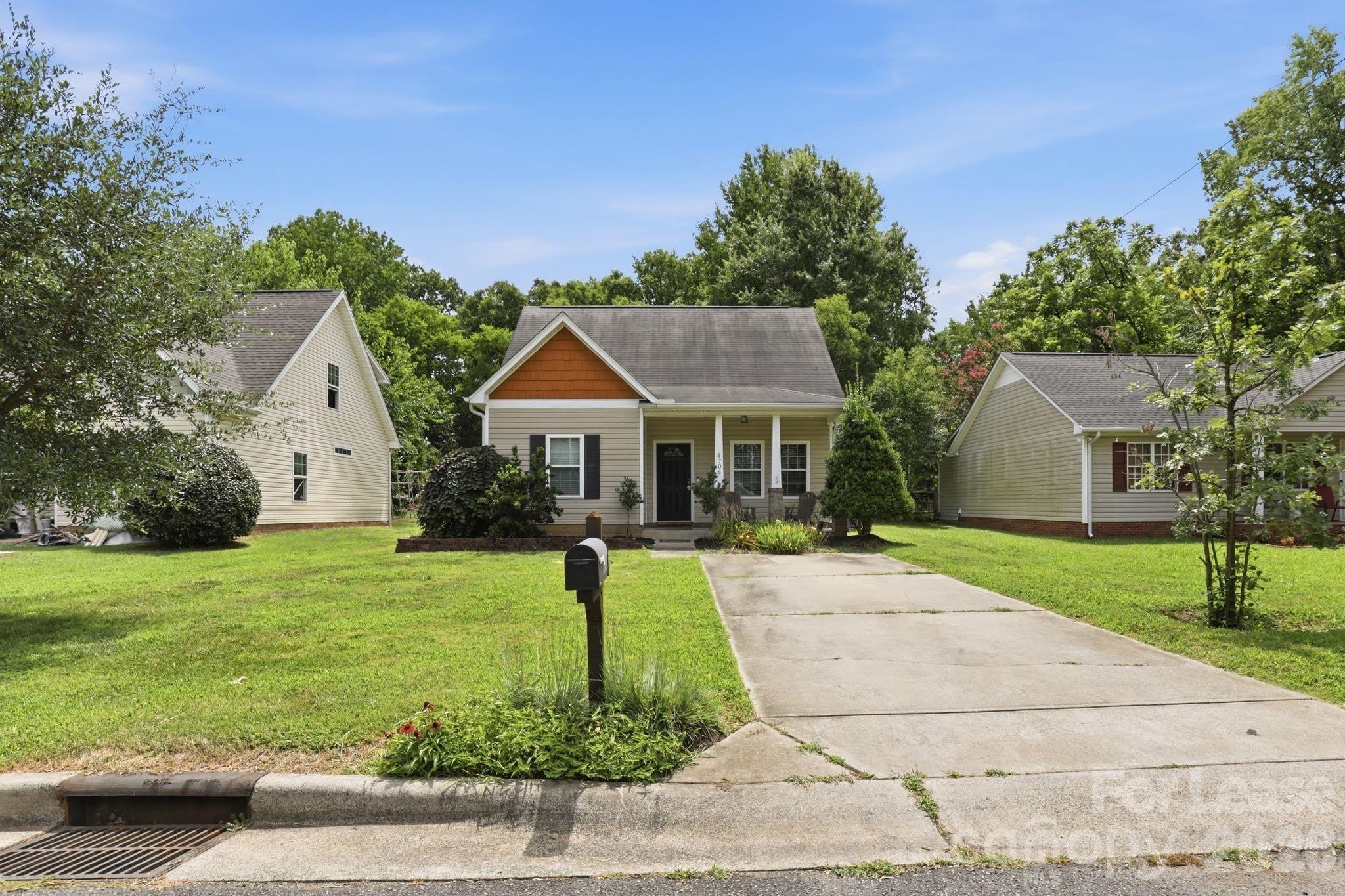 1706 Dallas Avenue – photo 3