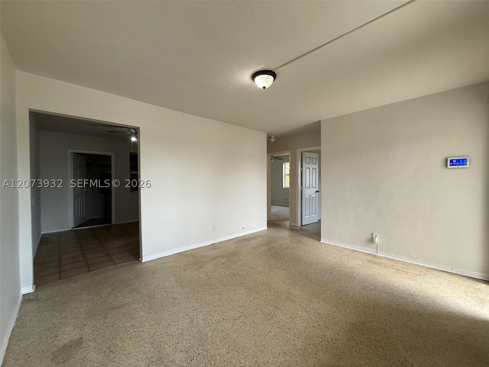 900 SW 5th St – photo 4