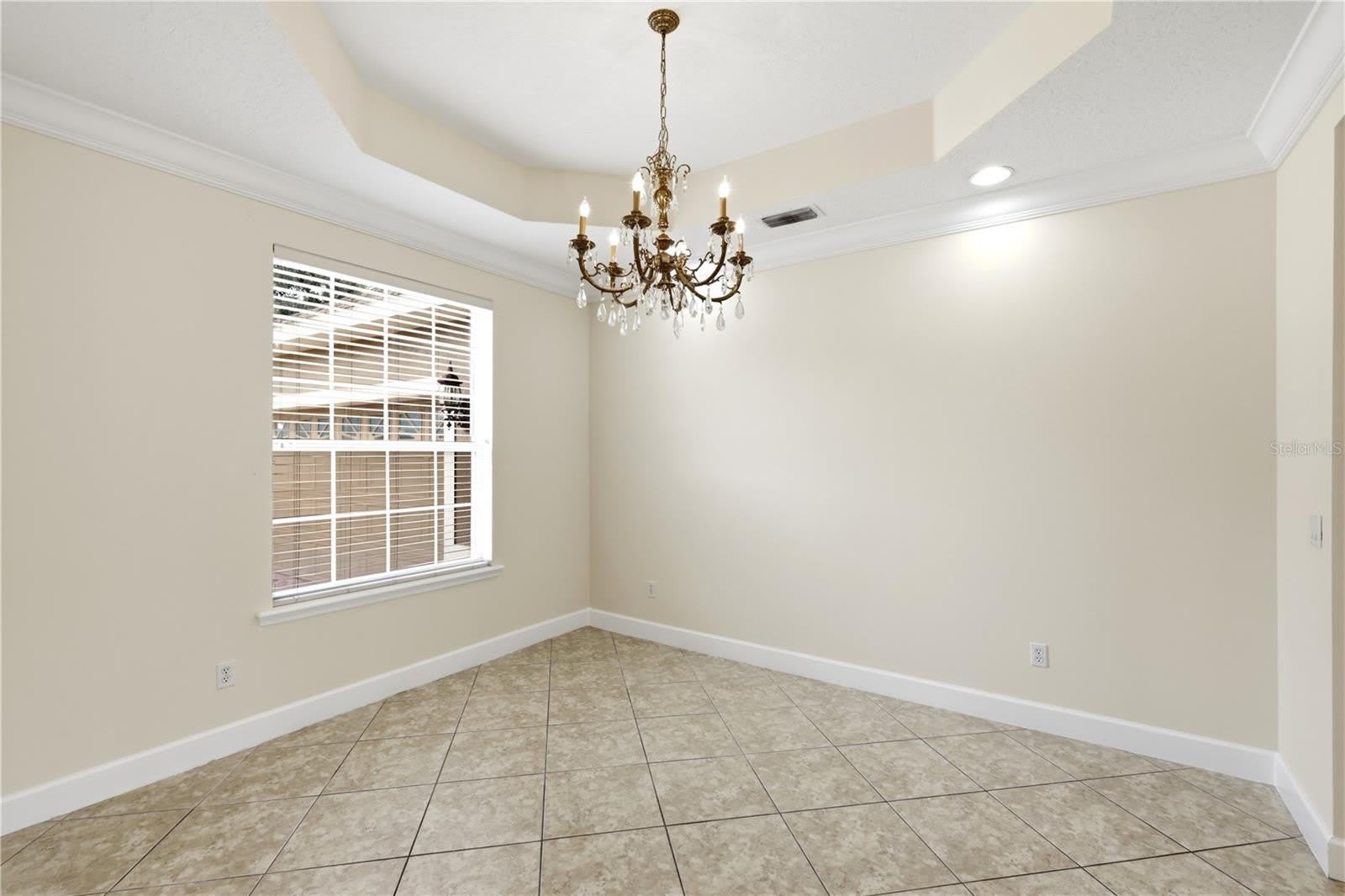 3205 KING GEORGE Drive – photo 4