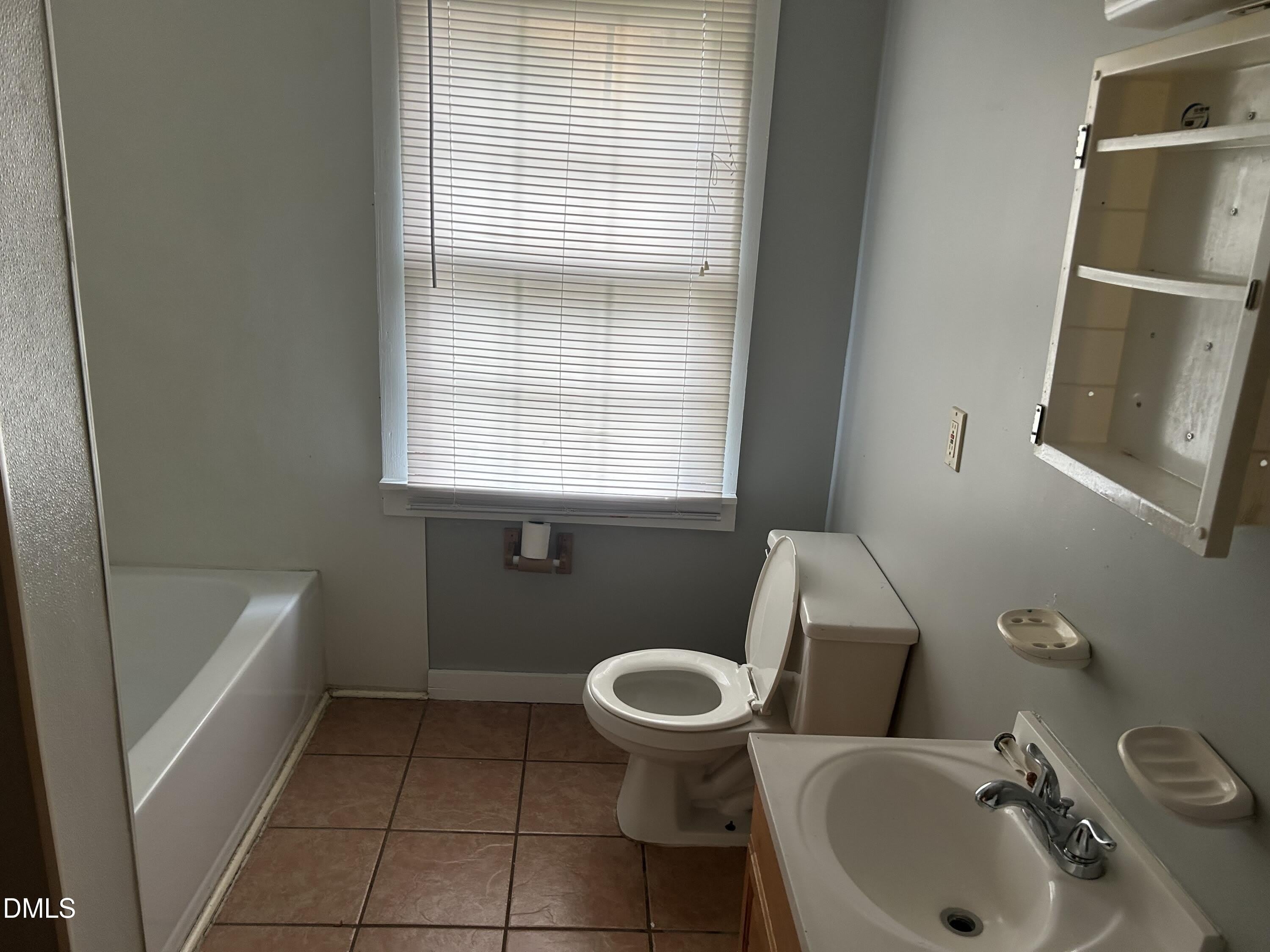 1032 Little Avenue – photo 2