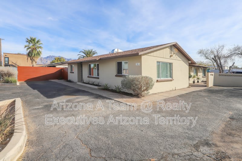 1654 North Rosemont Boulevard – photo 3