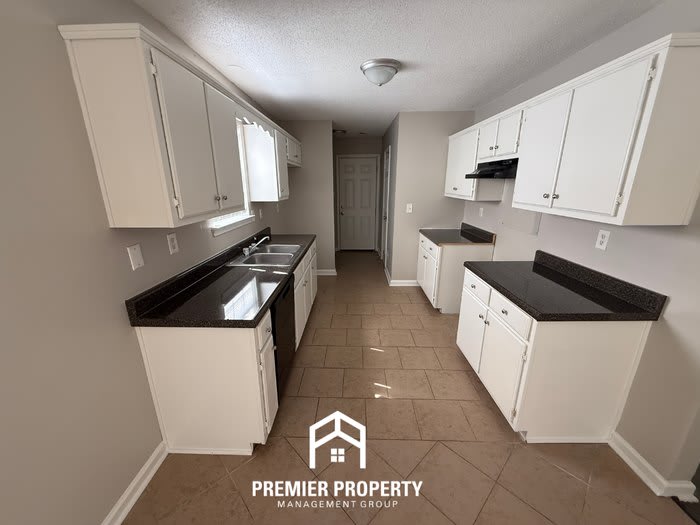 4863 Royal Run Drive – photo 5