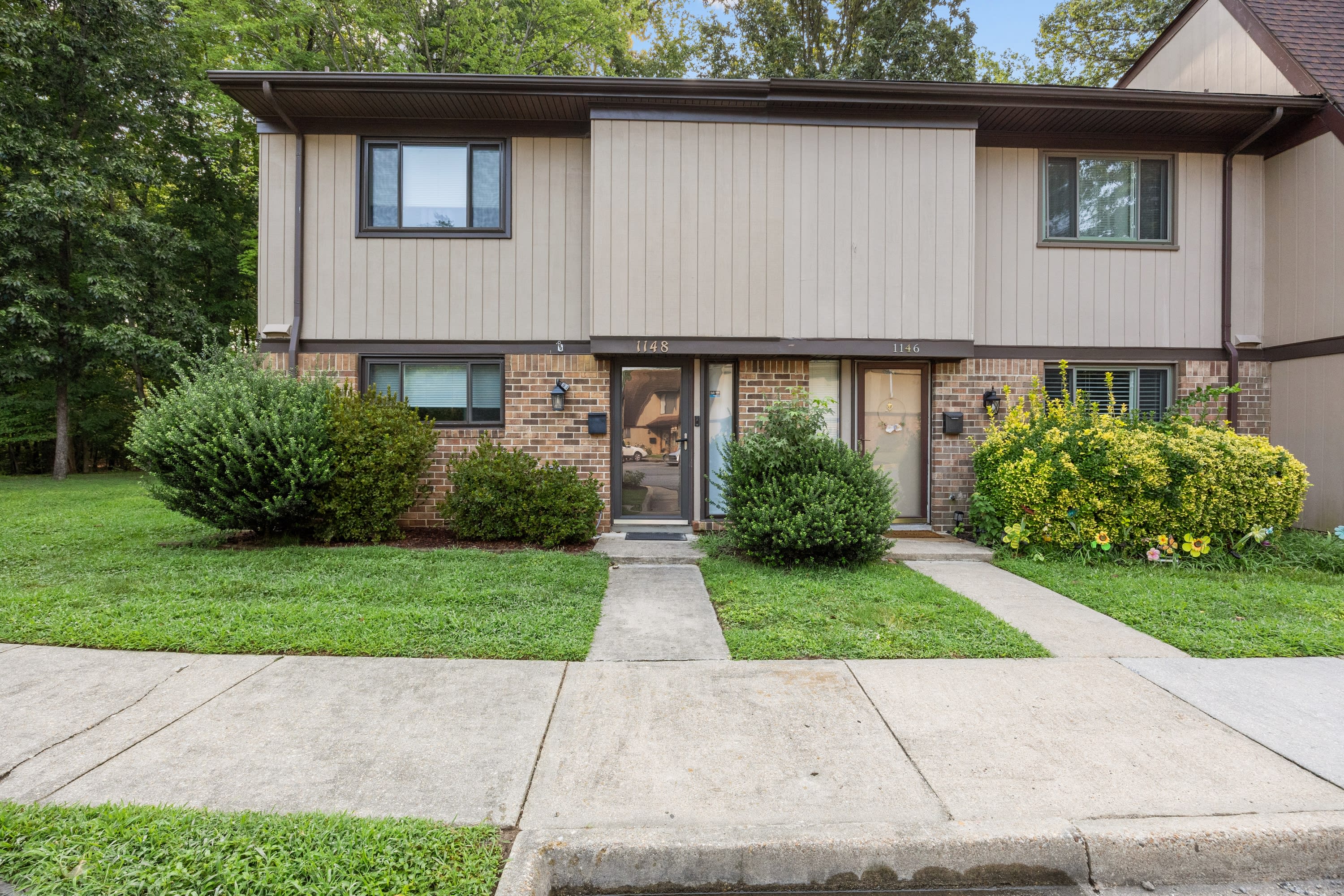 1148 Willow Green Drive – photo 1