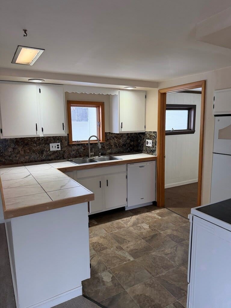 140 S Main St. Apt. #3 – photo 4