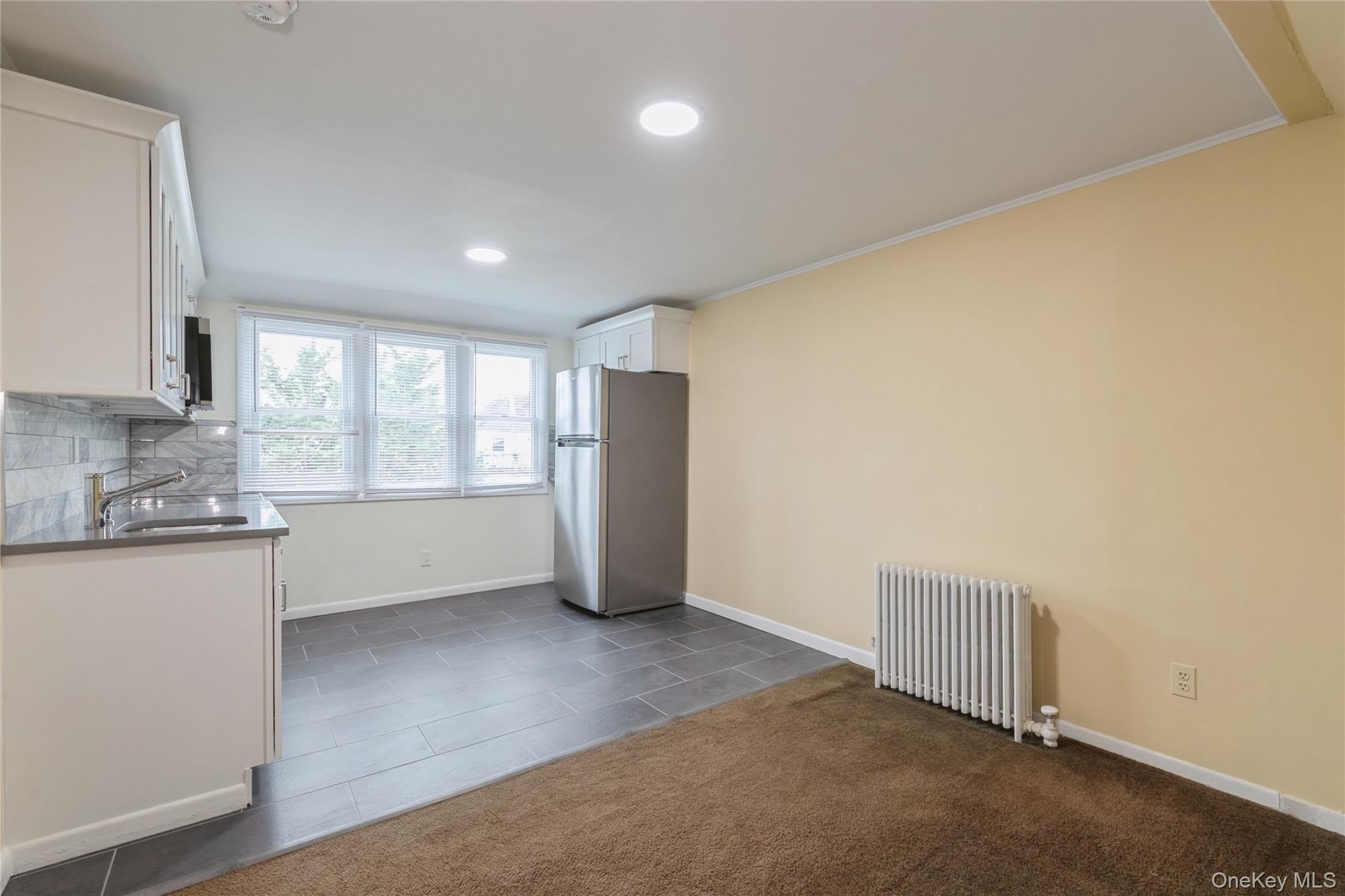 11 Deauville Parkway – photo 5