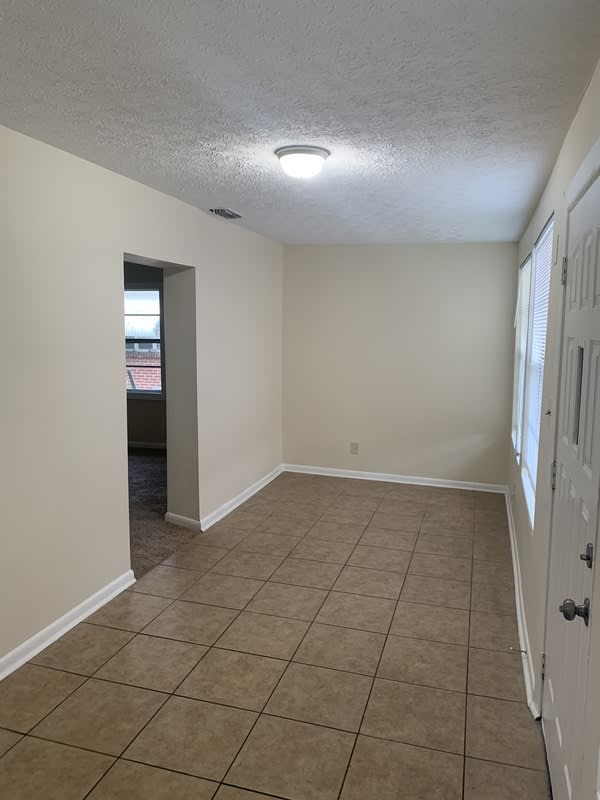 3031 Edison Ave – photo 4