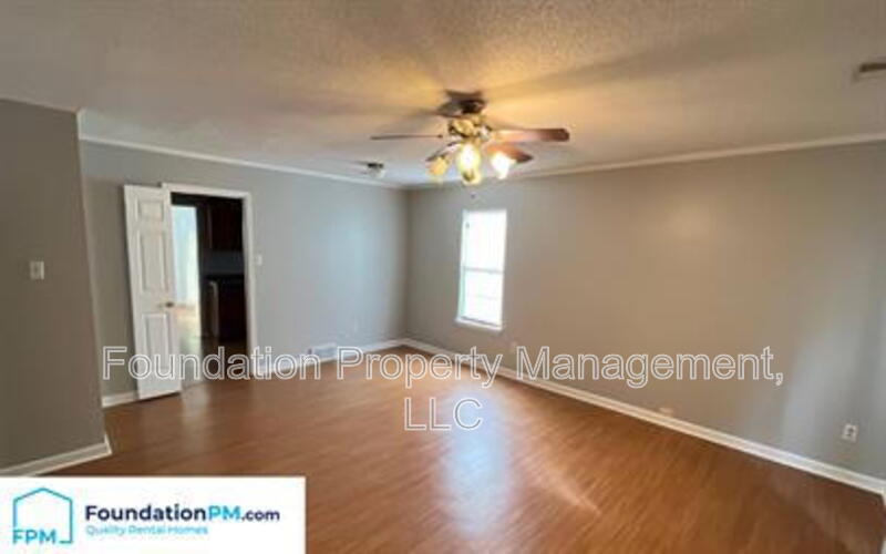 3801 Bowen Avenue – photo 4