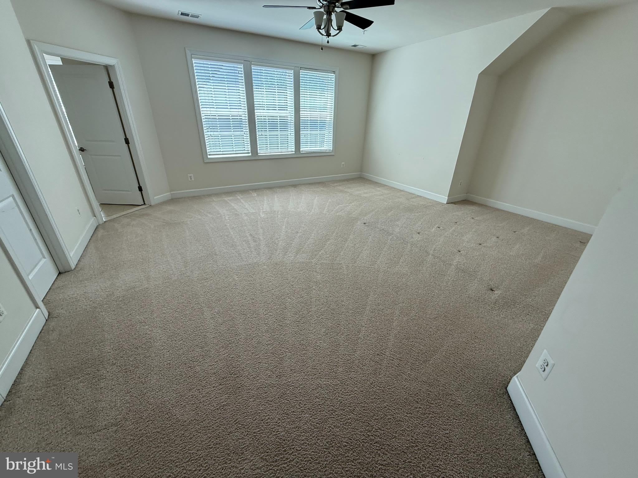 10905 FAIRMONT Lane – photo 5