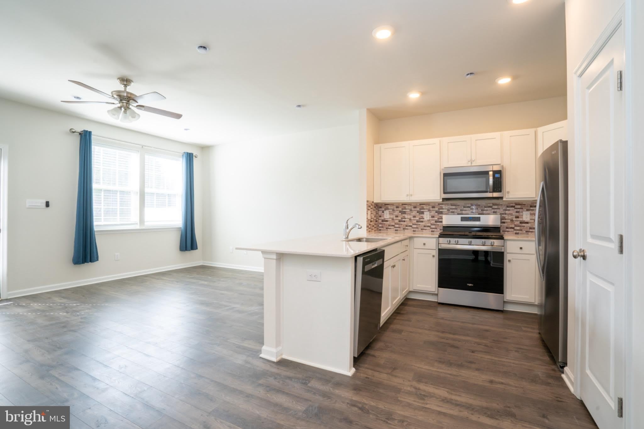 172 MAZZEO Drive – photo 1