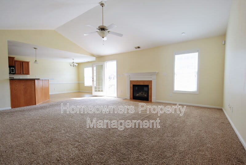1905 Purple Dr – photo 3