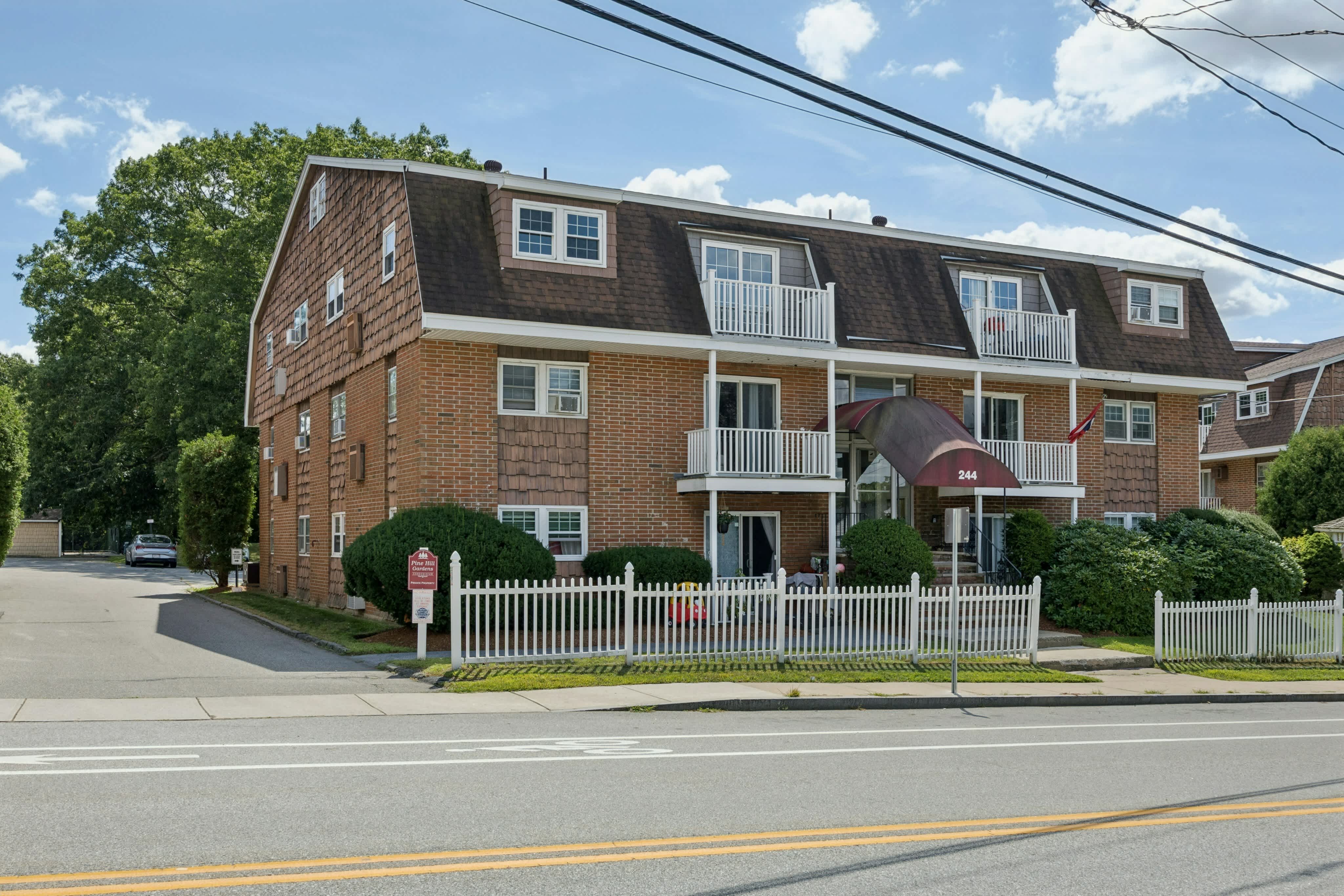 244 Mount Vernon Street – photo 3