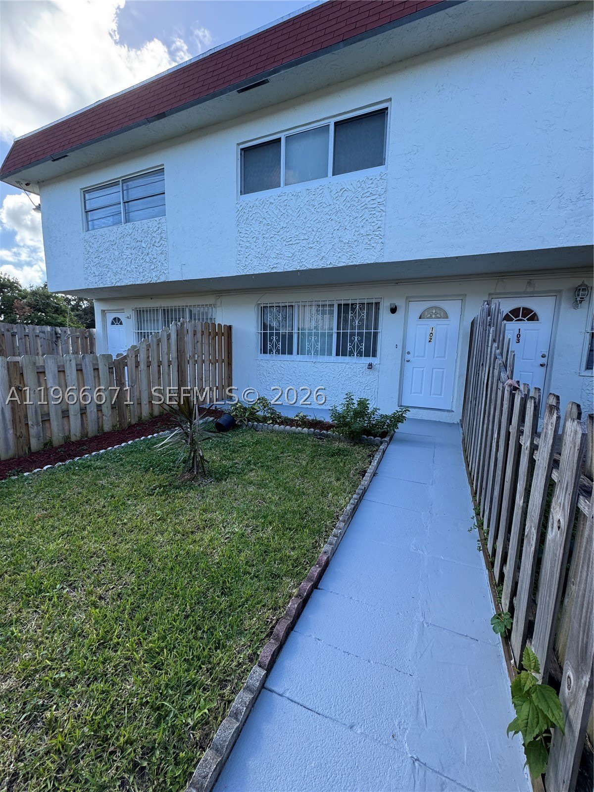 1481 NE 150th St – photo 3