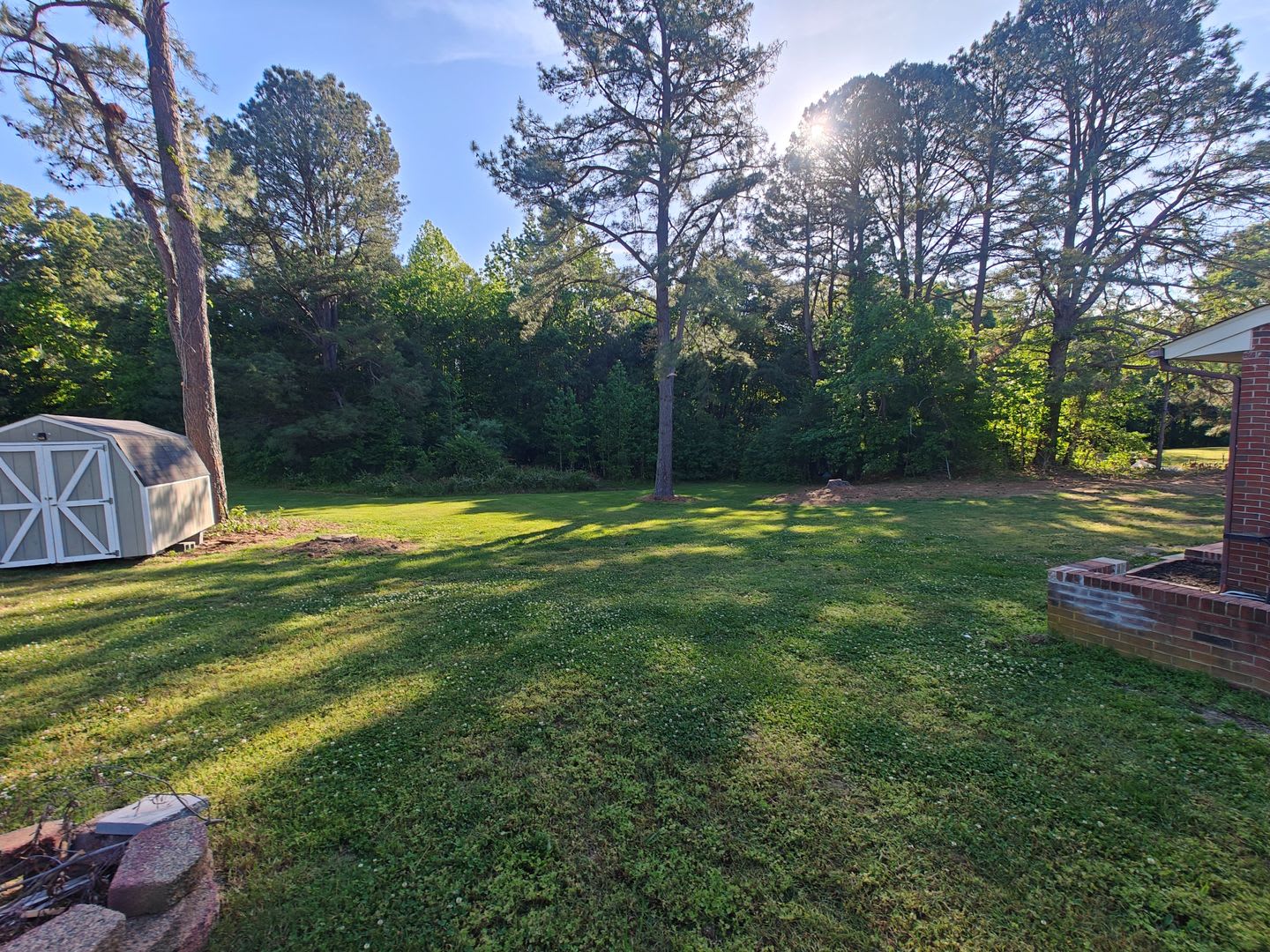 3 bedroom ranch style home in Amelia – photo 4