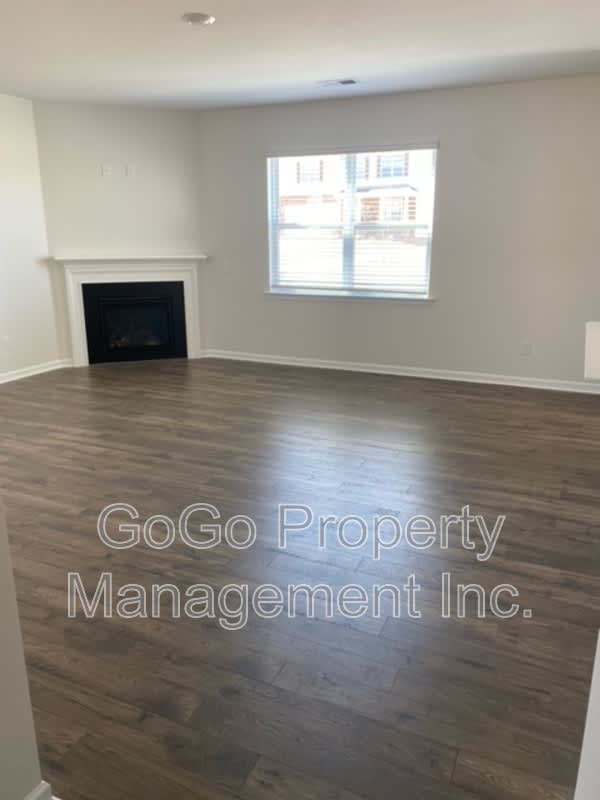 4310 Remington Avenue – photo 5