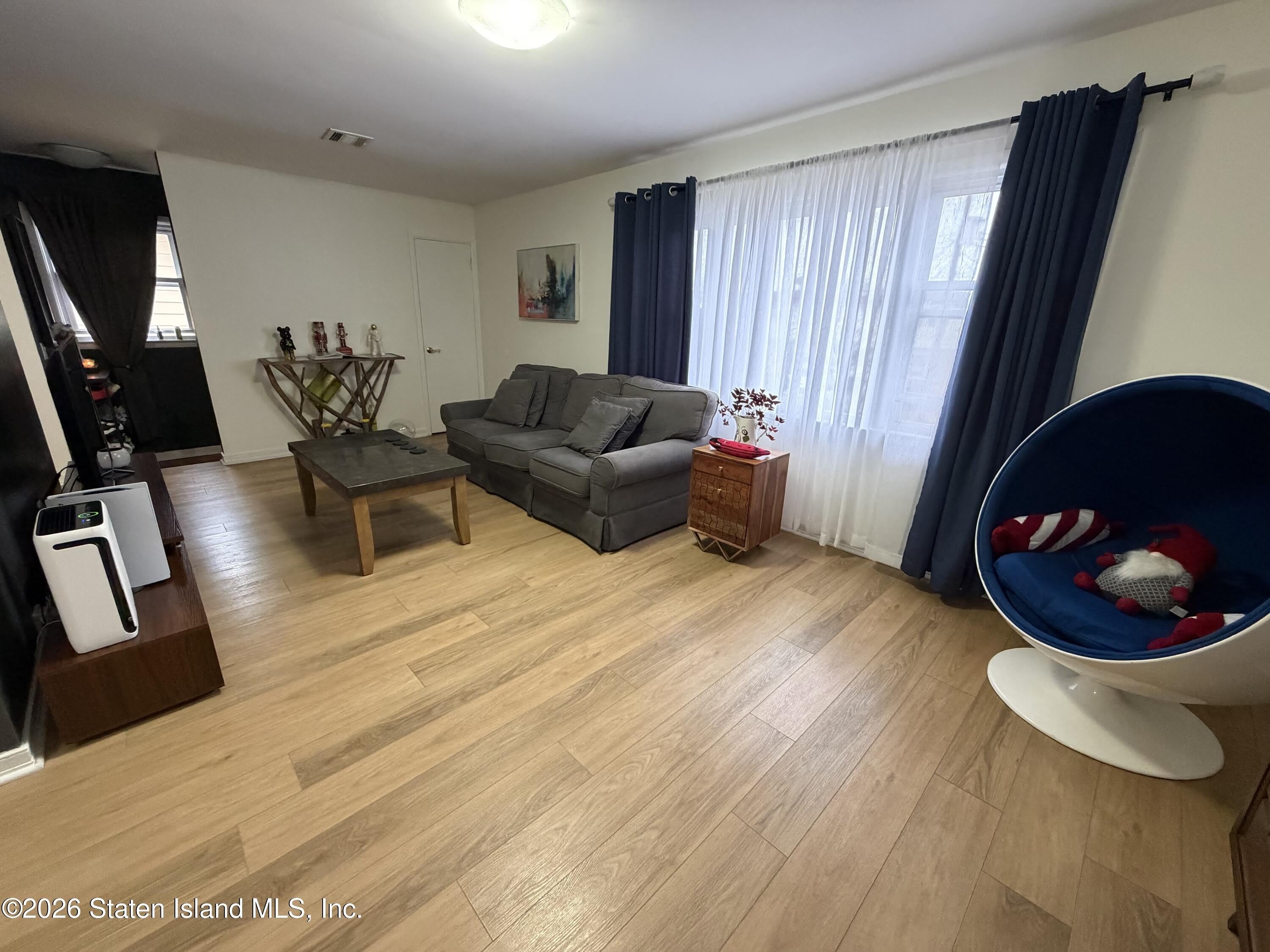 284 Fairbanks Avenue – photo 4