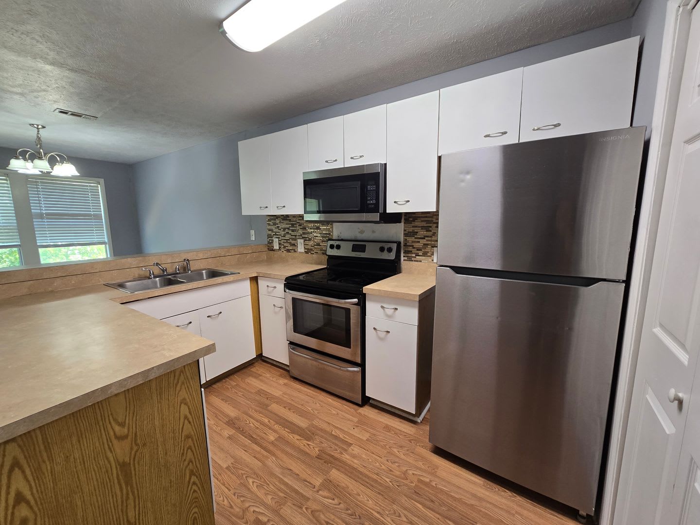 6752-5 Willowbrook ~ Stewarts Creek – photo 3