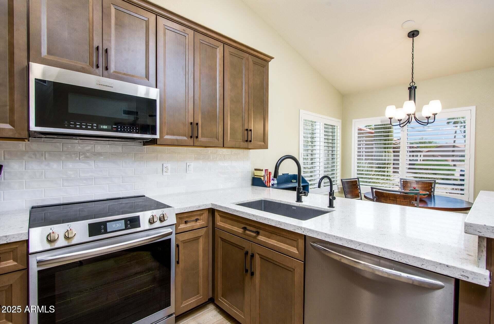 6831 S Coral Gable Drive – photo 1