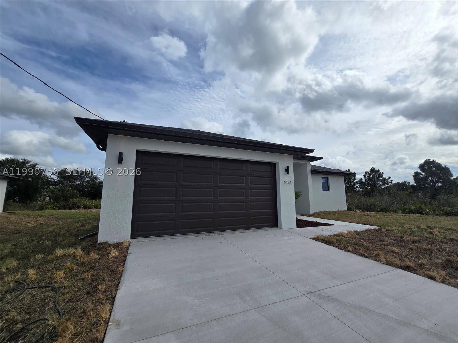 4624 Connie Ave N – photo 2