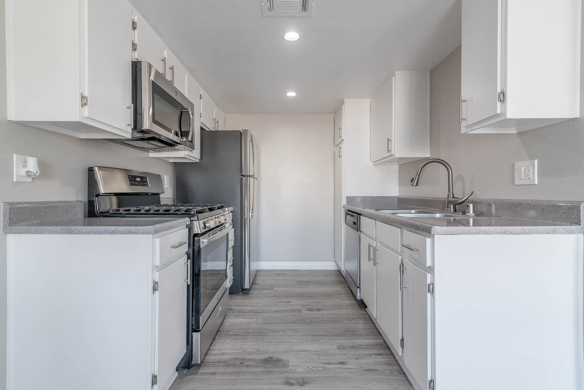 Citrus Grove Apartments – photo 4