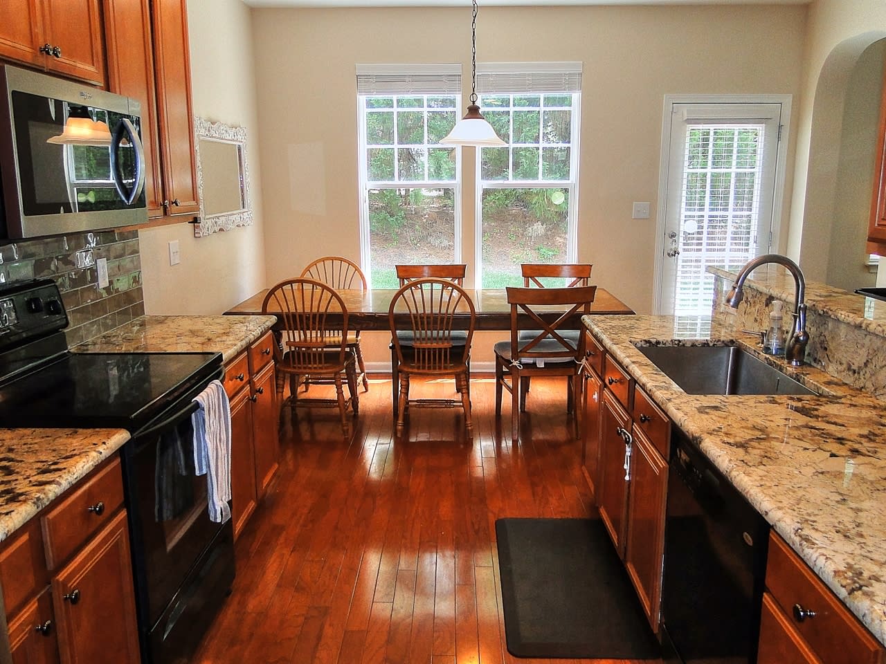 Updated 3 Bedroom, 2.5 Bathroom Home w/ 2 Car Garage in SW Durham/Southpoint! Pets Negotiable – photo 5