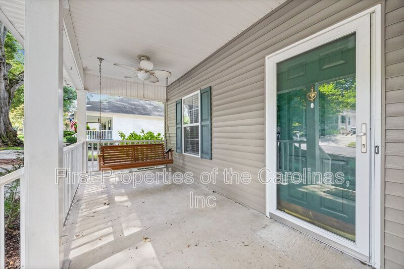 215 6th St. – photo 4