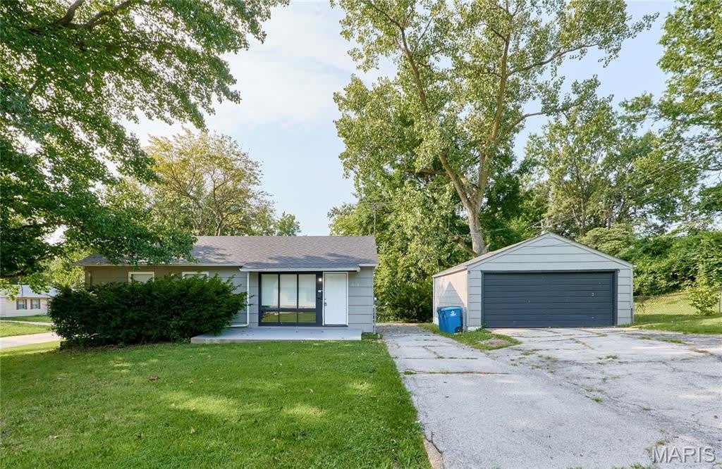 1658 Kappel Drive – photo 2