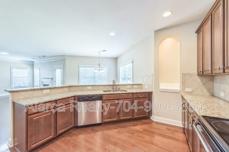 1020 Ridge Haven Rd – photo 3