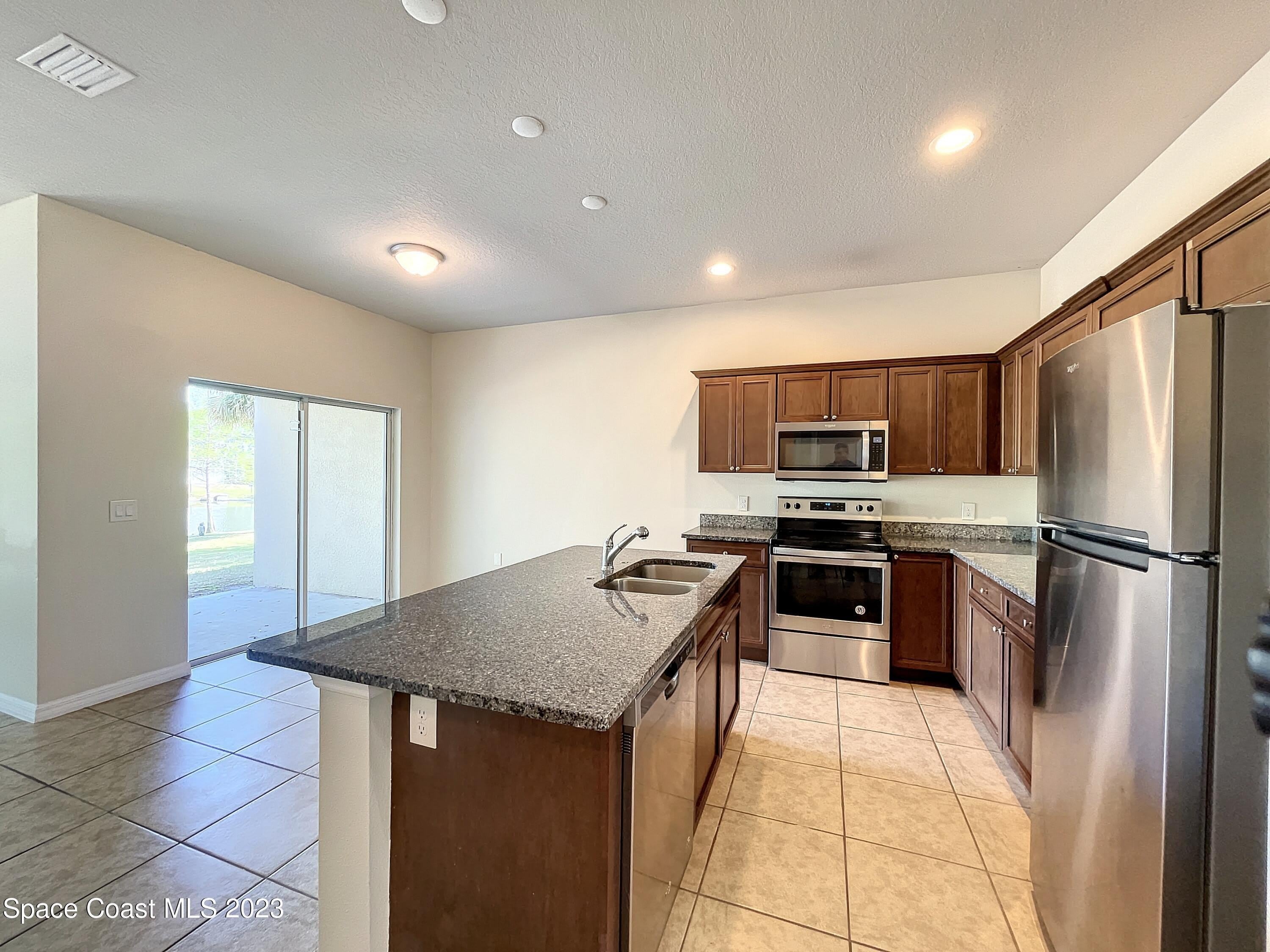 3737 Chambers Lane – photo 3