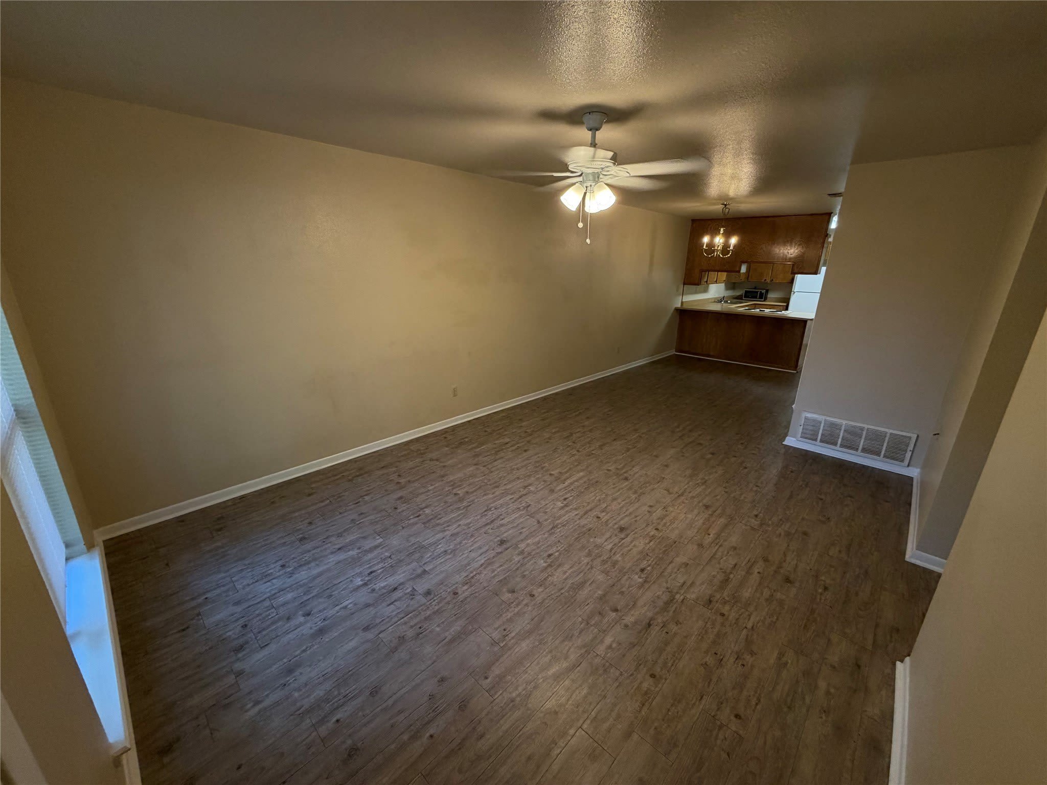 107 Willow Lane – photo 2