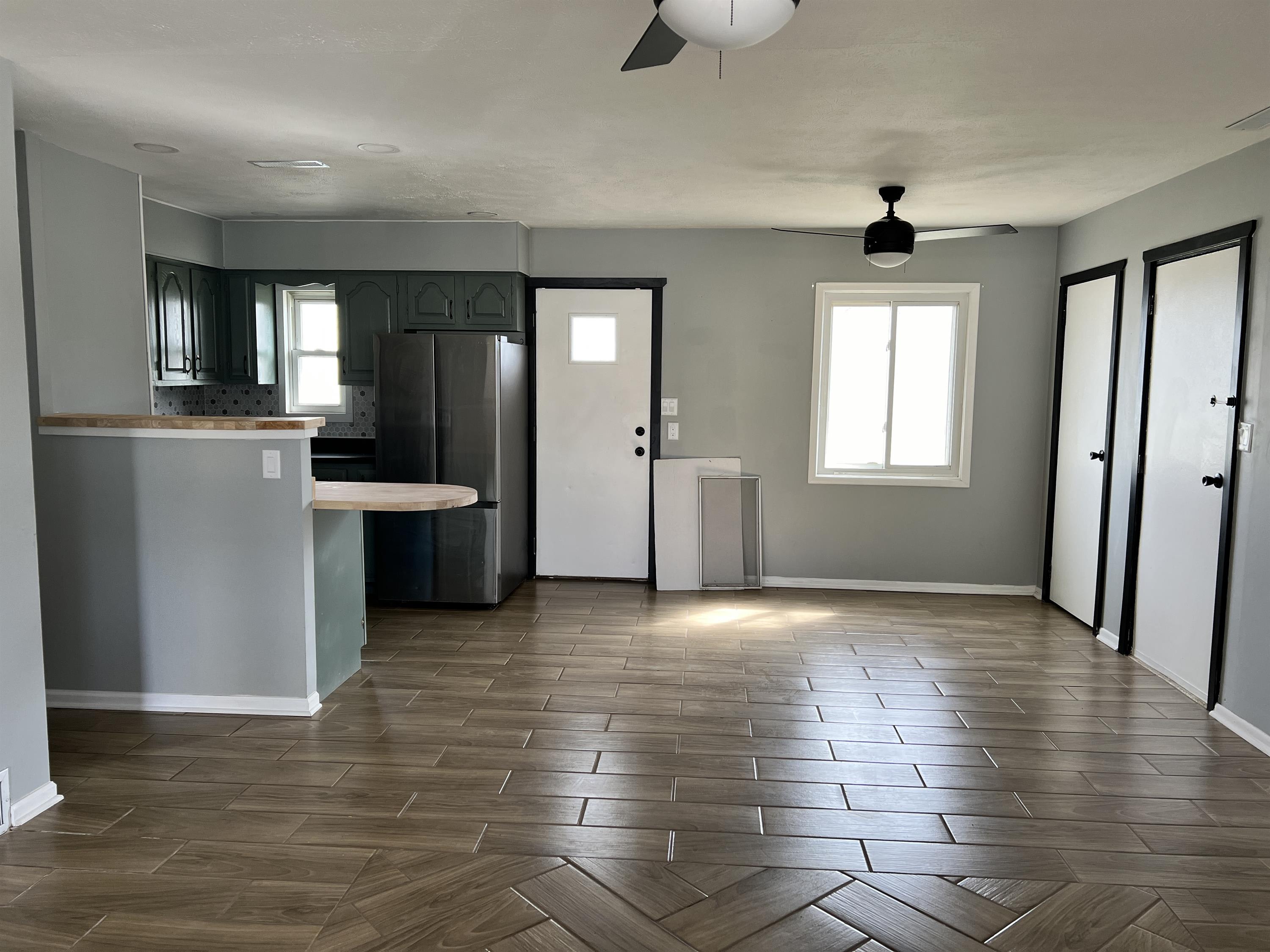 2826 North Locke Street – photo 3