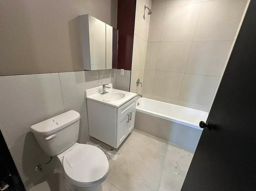 169 West 228th Street – photo 4