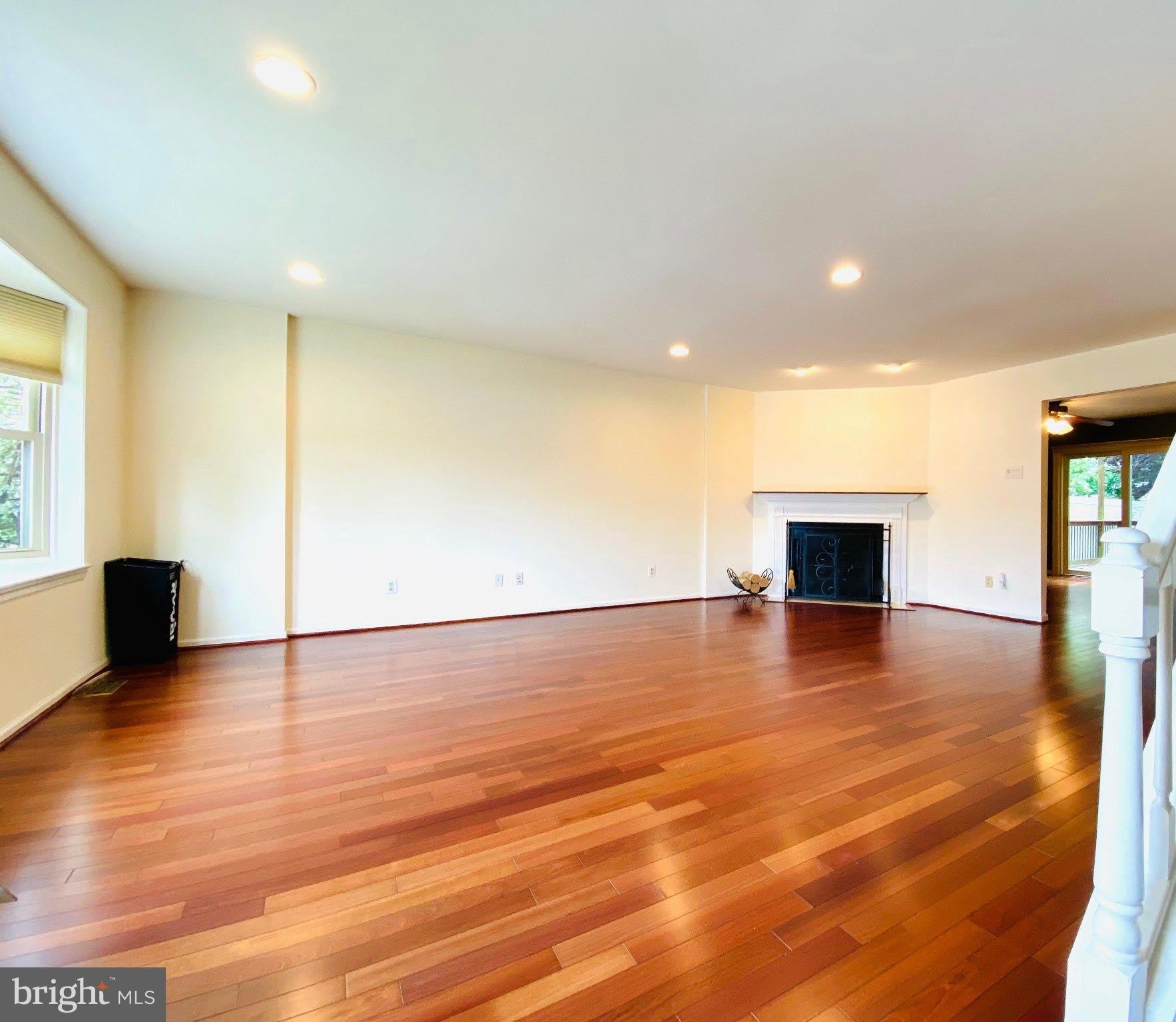 421 JEAN Drive – photo 2