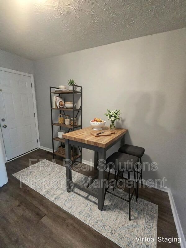1706 Carstare Dr – photo 3