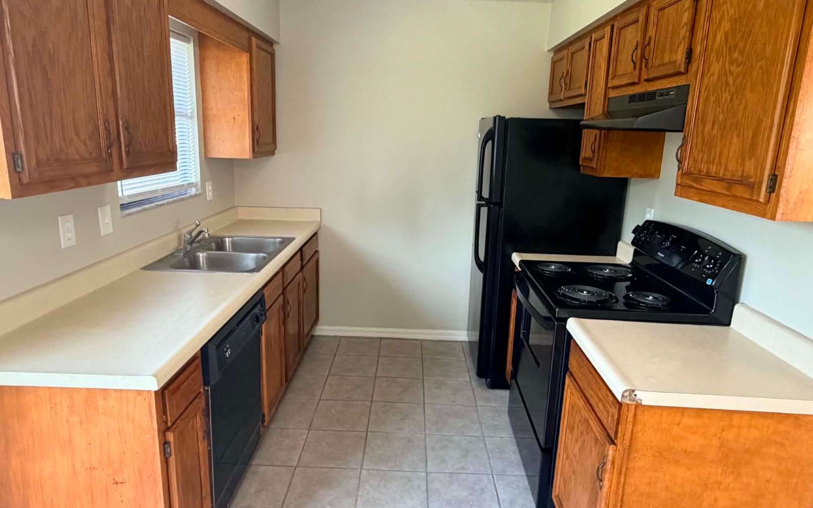 3750 Nw Huntsboro St Apt 102 – photo 3