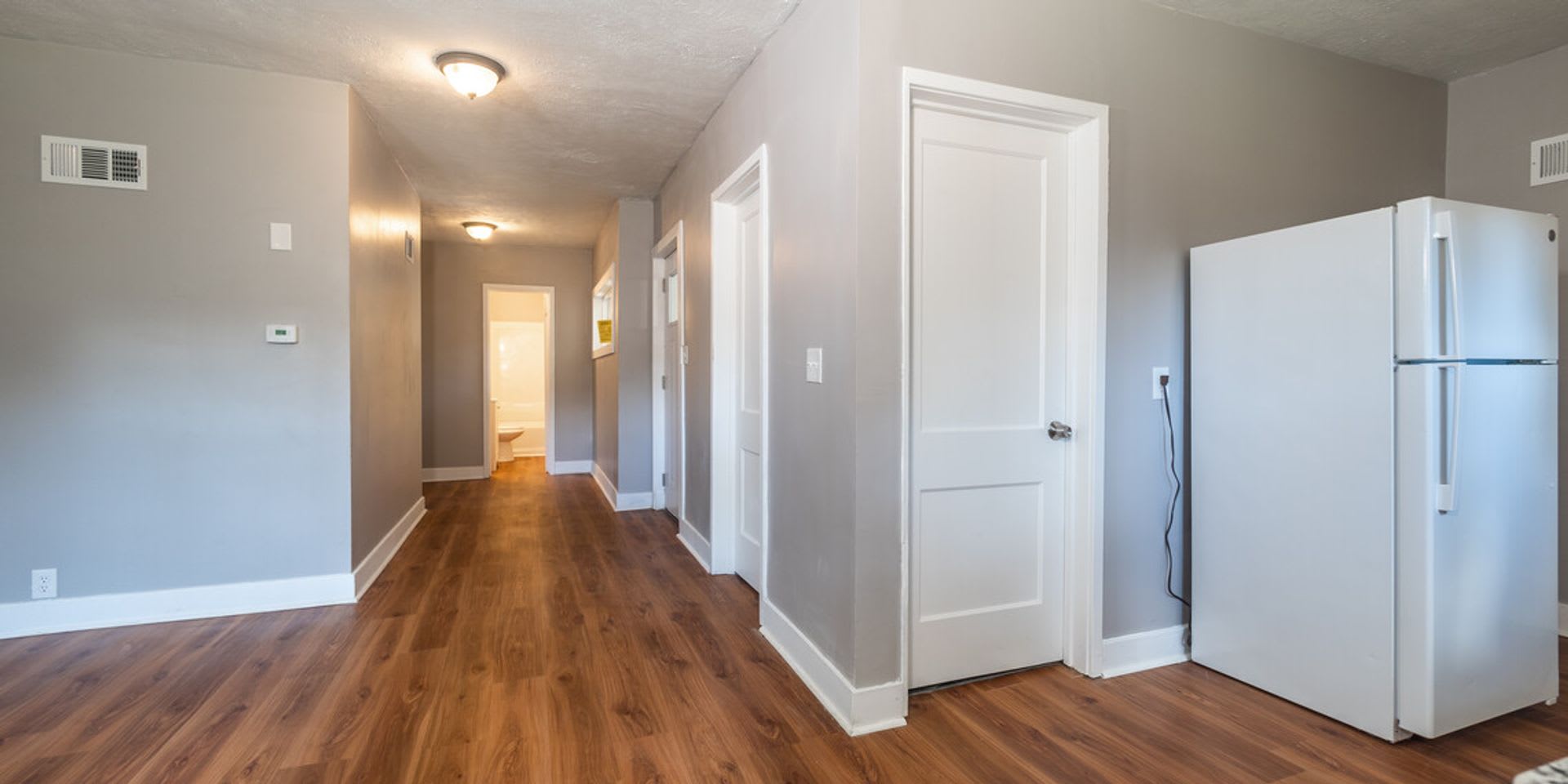 2BD/1BA Single Family Home won't be available for long! – photo 5