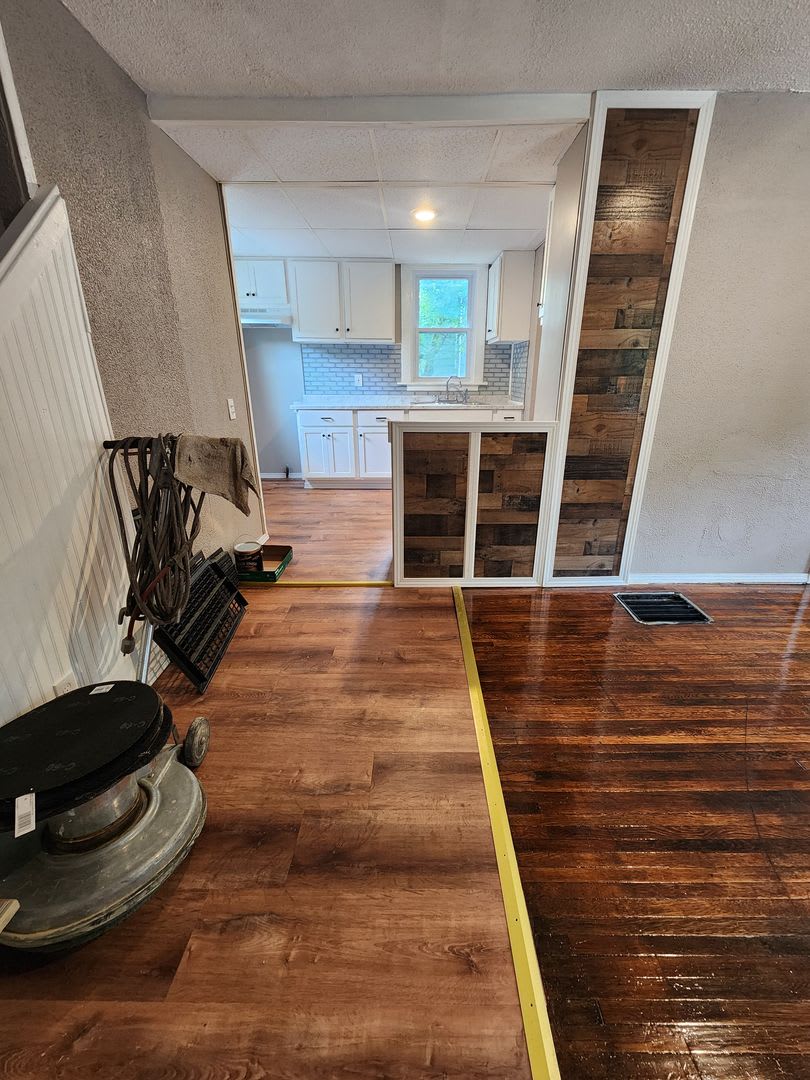 Three Bedroom Single Family Home! – photo 1