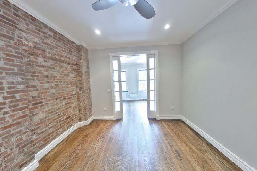 444 W 52Nd – photo 2