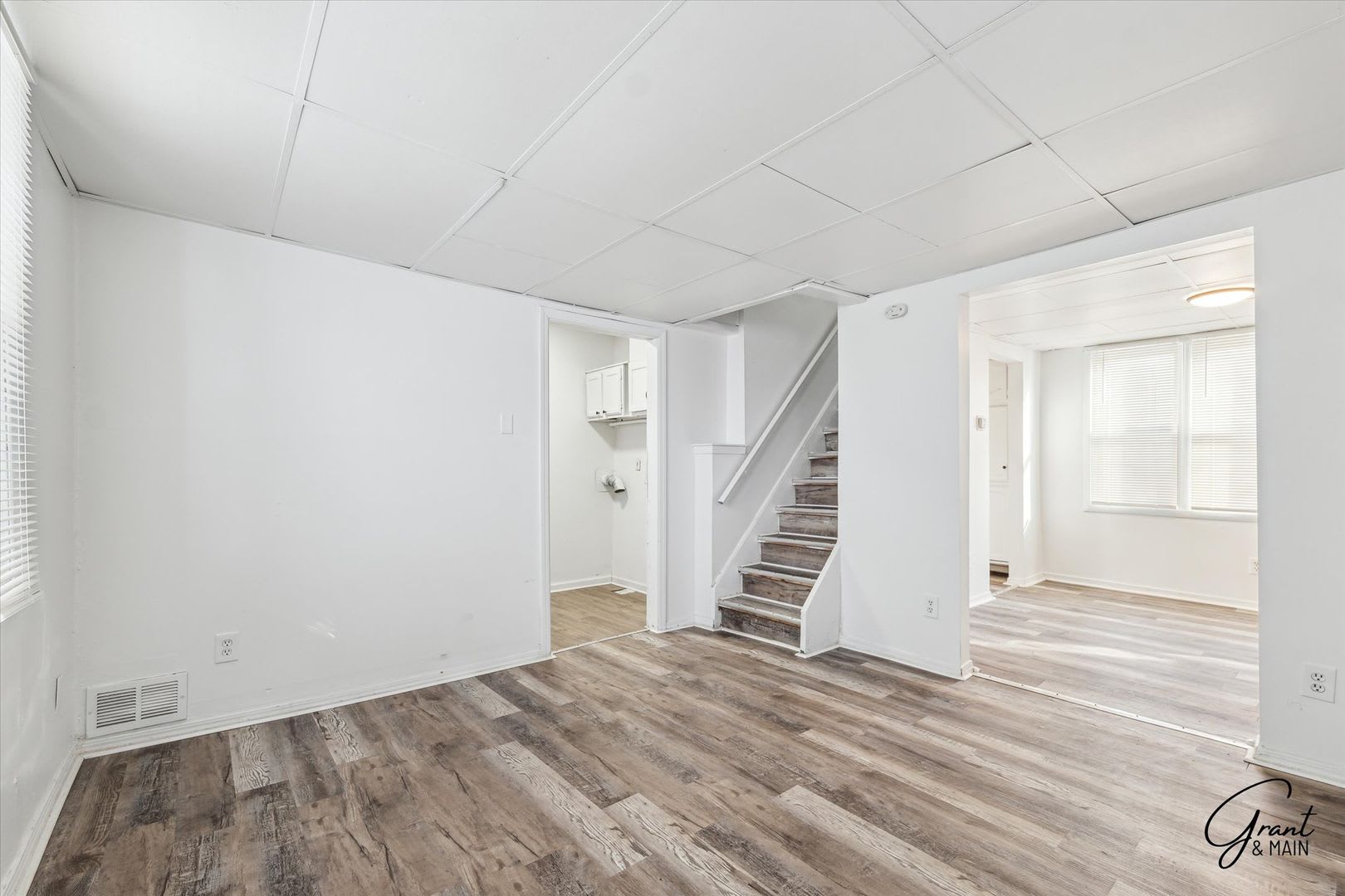 1125 2 Bed 1 Bath Is Warren – photo 3