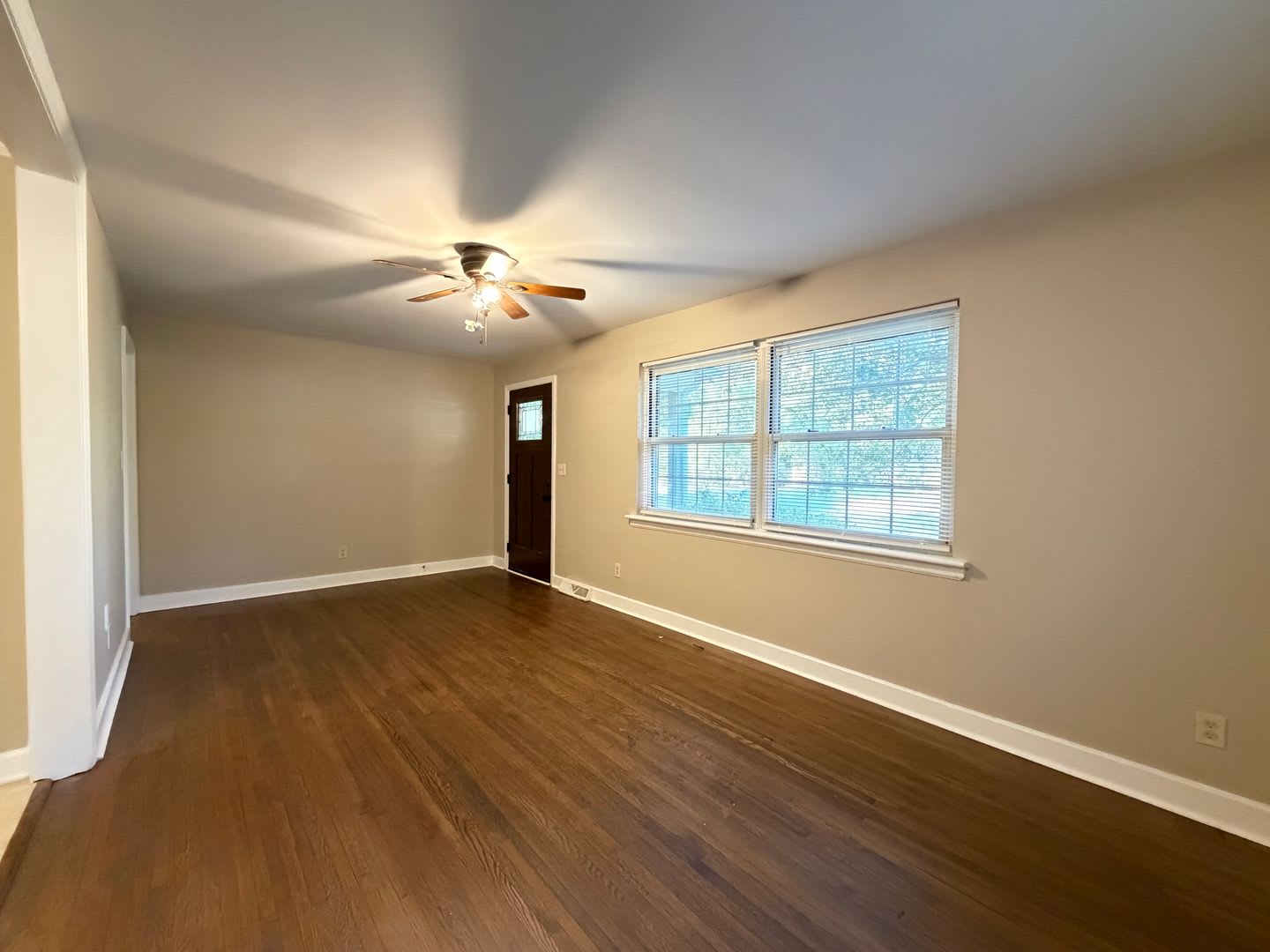Updated Cottage with a country Setting – photo 3