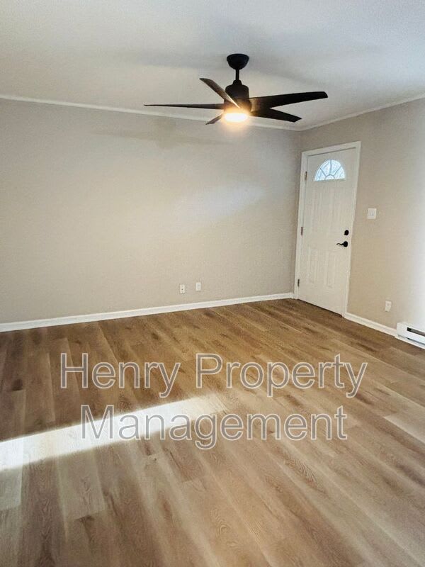 1122 Drew Street – photo 2