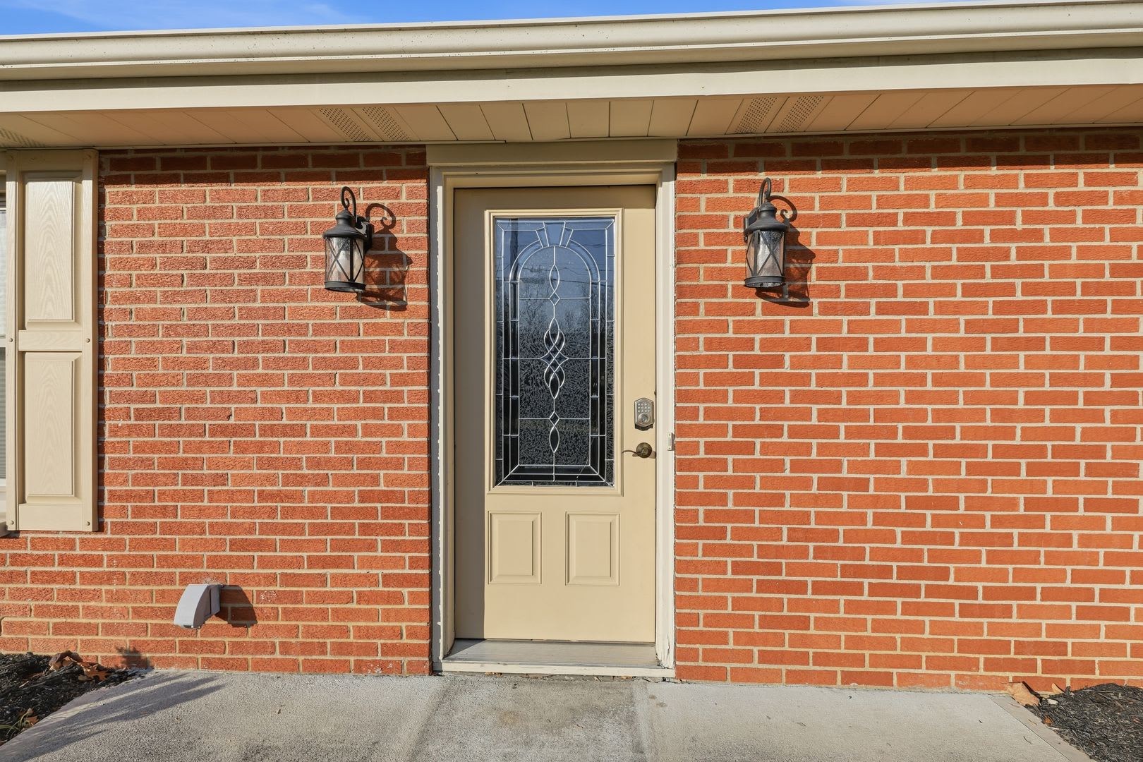 Spacious Ranch on Cul-de-sac Street – photo 4